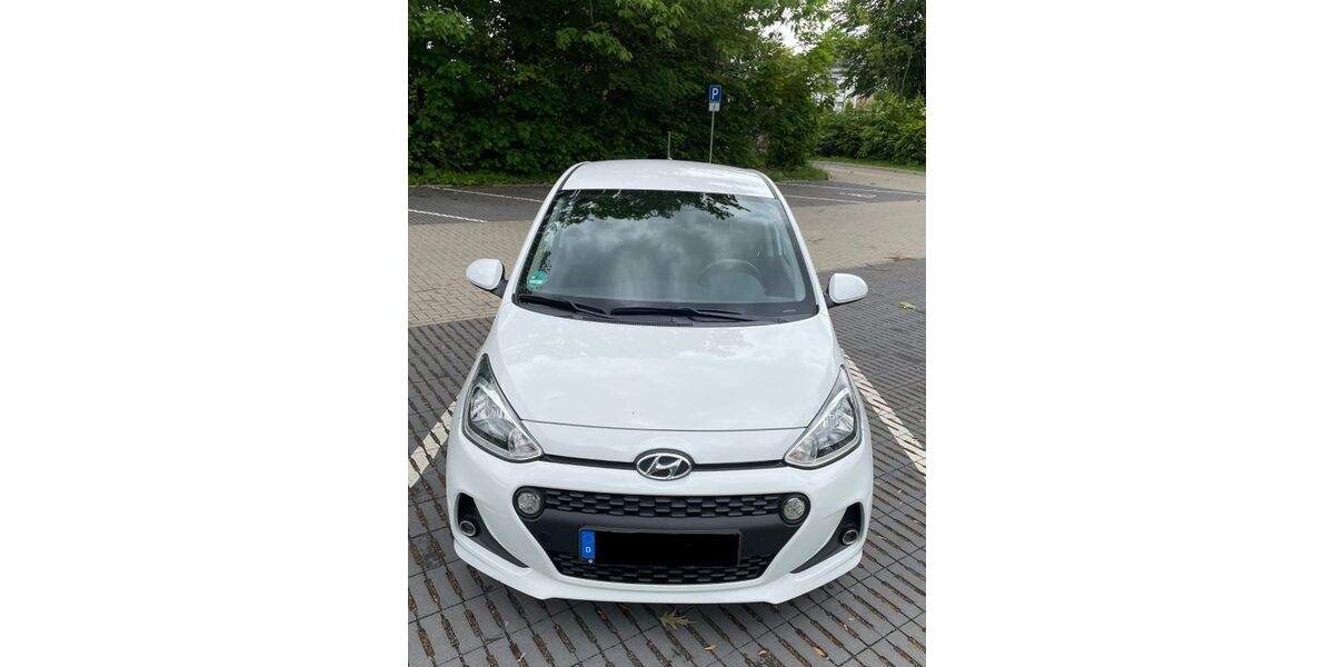 Hyundai i10 23.500 km 9.800 &euro; Immenhausen 34376