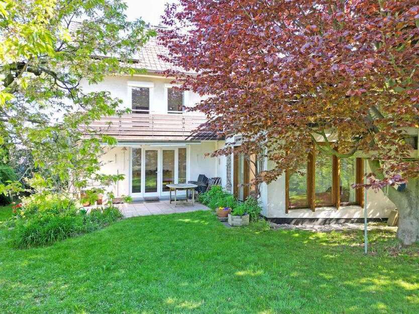 Haus zum Mieten in Kassel 1.400 € 146 m²