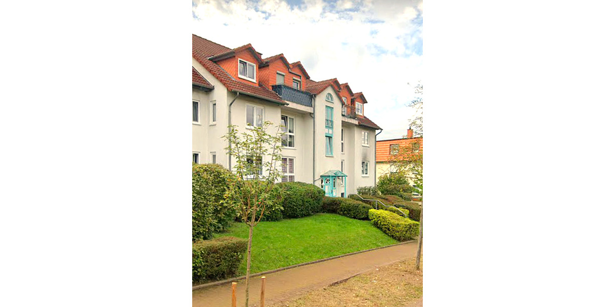 Hochwertige 95 qm-Eigentumswohnung + Balkon + Carport 4 zimmer