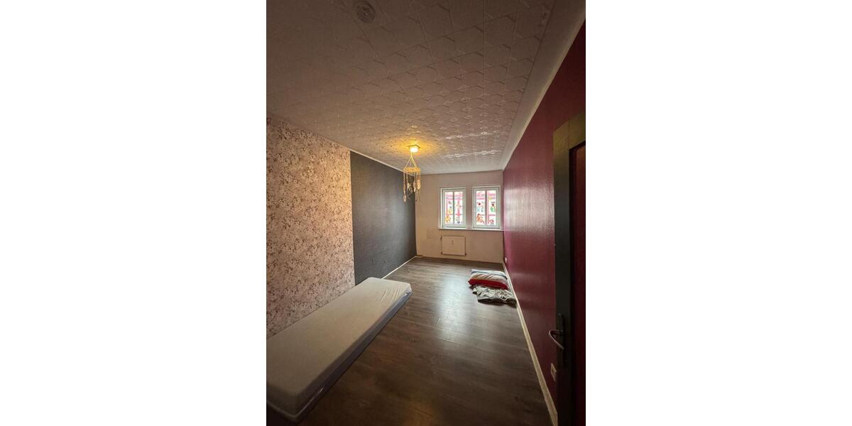 Etagenwohnung Grebenstein - 4 Zimmer, 95 m&sup2;, 700&euro; | Angebot:26624536