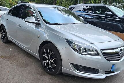 Opel Insignia 150.500 km 10.000 &euro; Kassel 34127