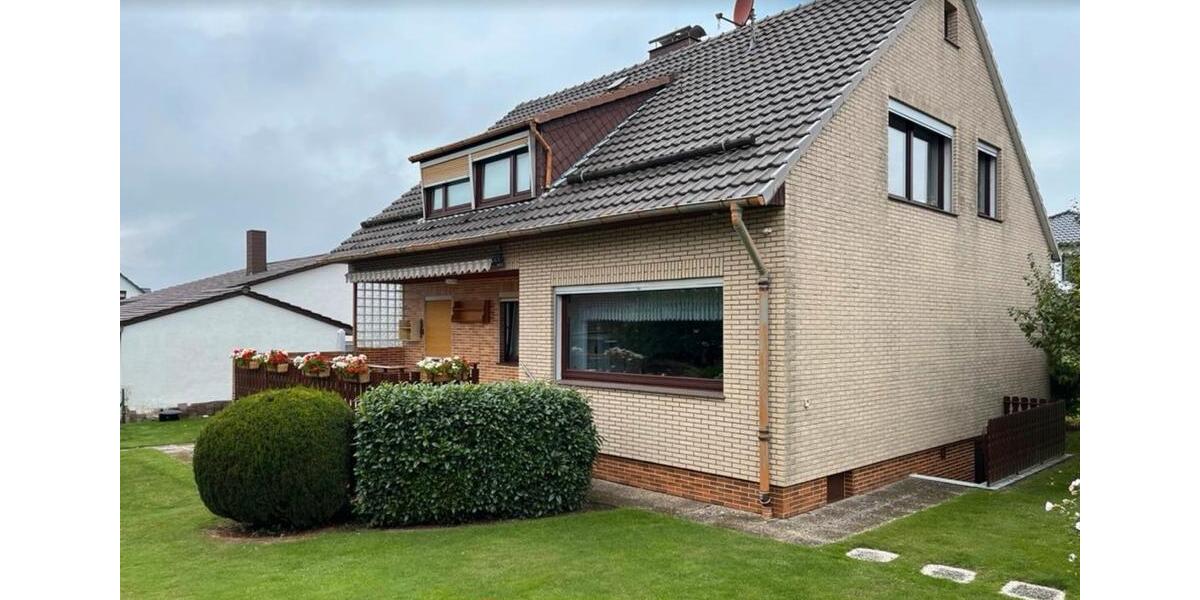 Einfamilienhaus Staufenberg - 8 Zimmer, 160 m&sup2;, 295.000&euro; | Angebot:27084822