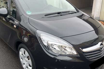 Opel Meriva 128.000 km 7.300 € Kassel 34123