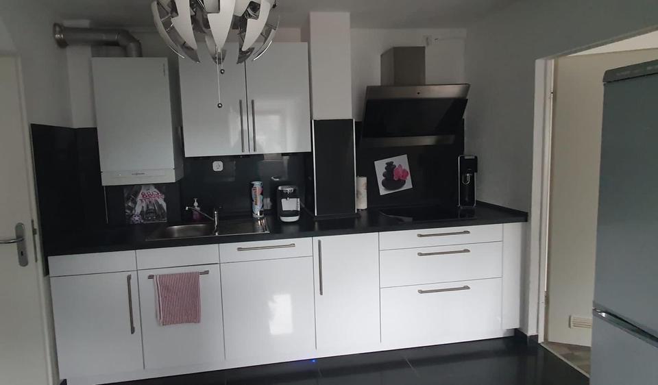 Dachgeschoßwohnung Kassel Fasanenhof - 4 Zimmer, 100 m&sup2;, 1.050&euro; | Angebot:25364393