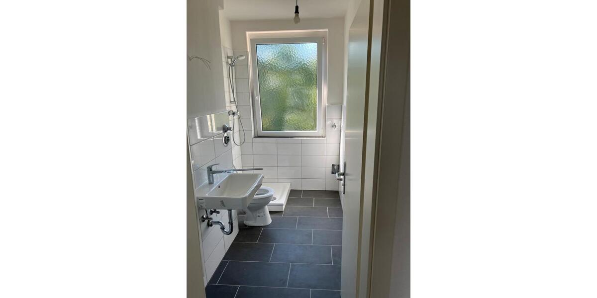 Reinkommen und Wohlfühlen: individuelle 3-Zimmer-Wohnung im Keplerkiez 3 zimmer