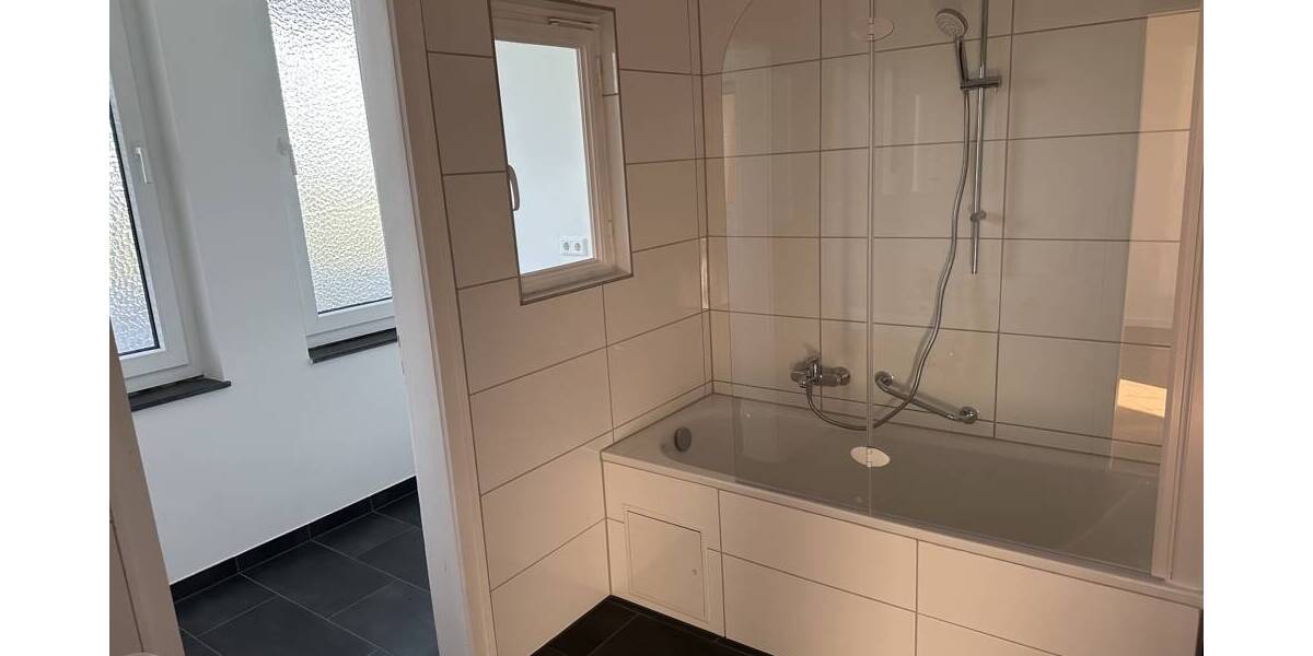 Etagenwohnung Fritzlar - 3 Zimmer, 68 m&sup2;, 420&euro; | Angebot:26741925