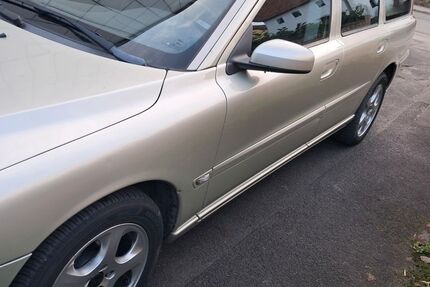 Volvo V70 261.000 km 3.500 &euro; Liebenau 34396