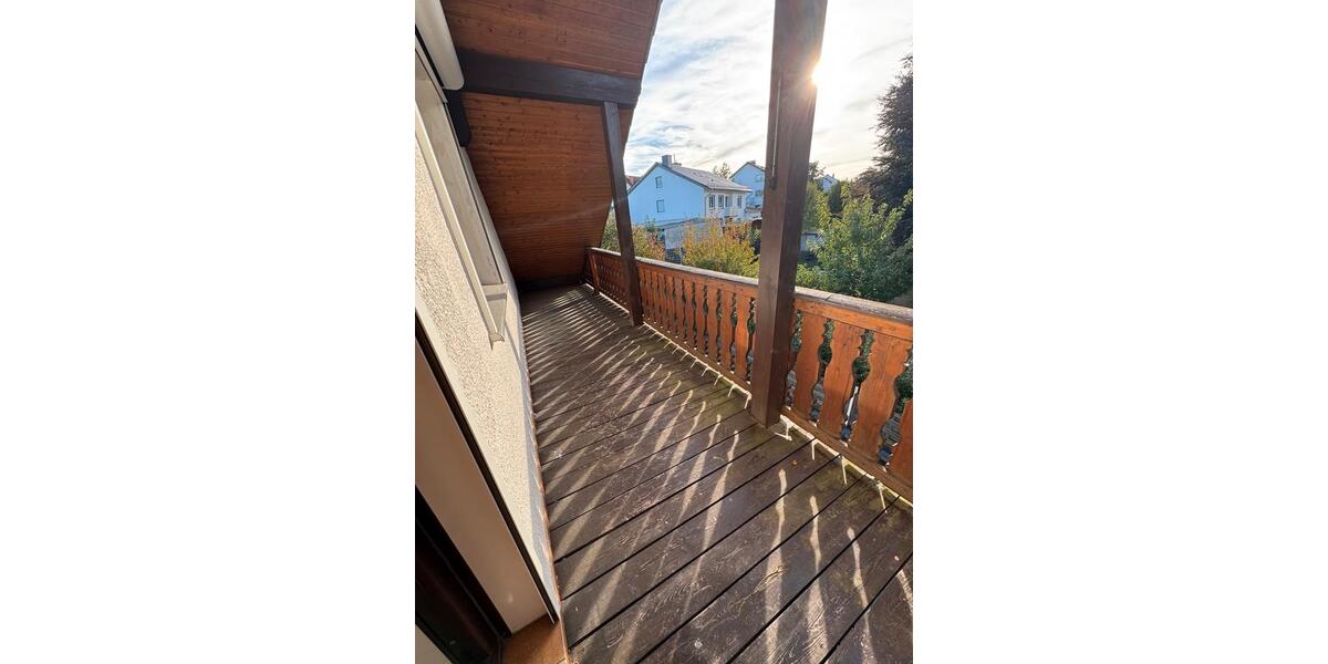 Dachgeschoßwohnung Fuldatal - 4 Zimmer, 100 m&sup2;, 950&euro; | Angebot:27584565