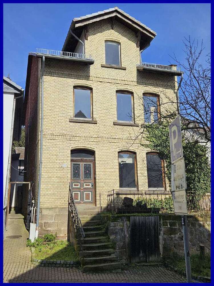 Haus zum Kaufen in Fritzlar 149.000 € 161 m²