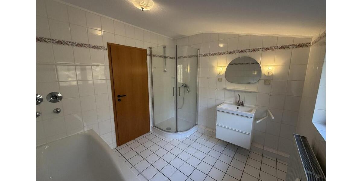 Dachgeschoßwohnung Dransfeld - 2 Zimmer, 73 m&sup2;, 159.000&euro; | Angebot:25592256