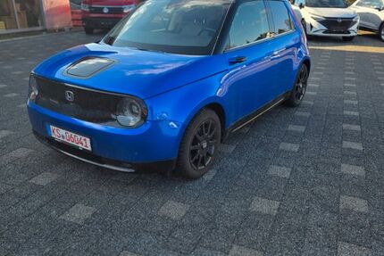 Honda e 8.900 km 19.000 &euro; Schauenburg 34270