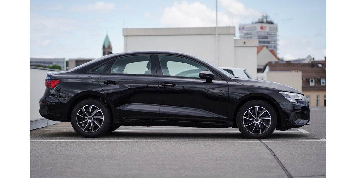 Audi A3 Limousine 59.990 km 20.990 € Kassel 34117