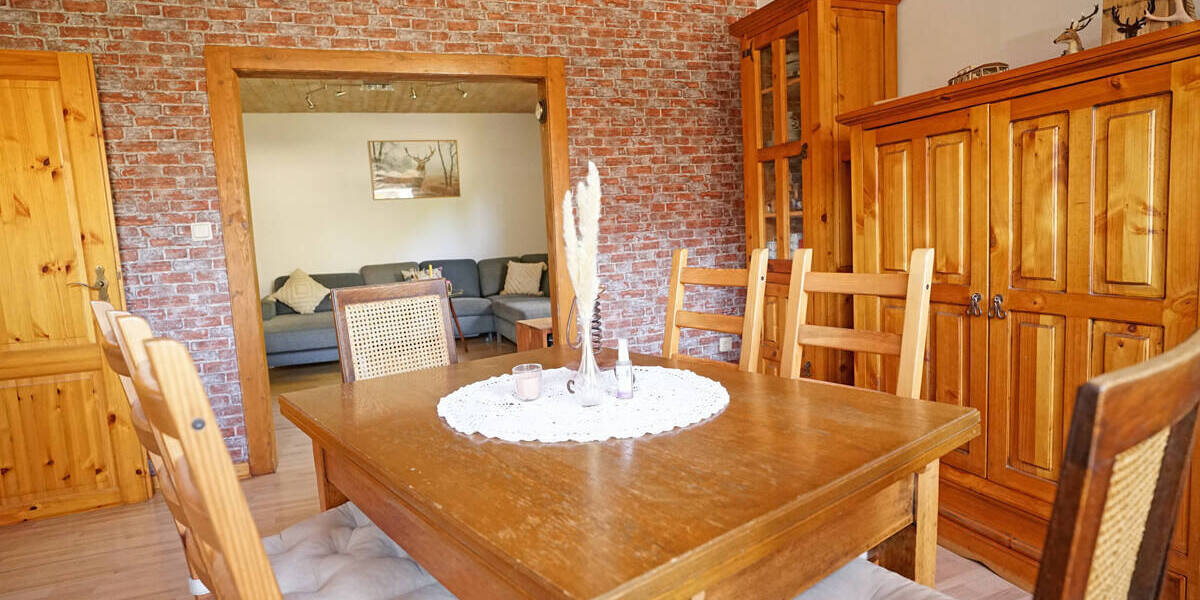 DAS BAUERNHAUS FÜR DIE GROSSE FAMILIE IM ORTSKERN VON VOLLMARSHAUSEN 8 zimmer