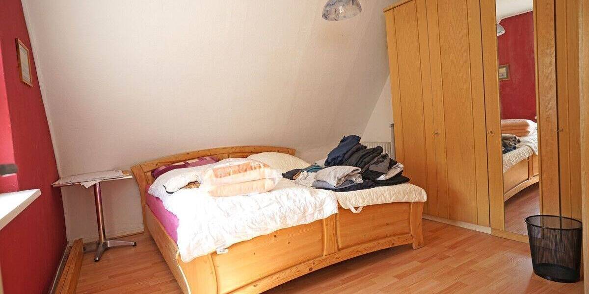 ZWEI DOPPELHAUSHÄLFTEN SUCHEN EINEN NEUEN EIGENTÜMER | OBERKAUFUNGEN 7 zimmer