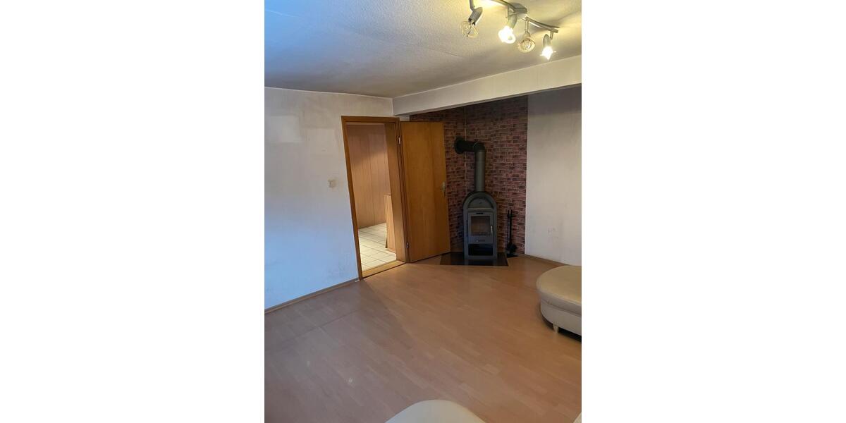 Einfamilienhaus Hessisch Lichtenau - 5 Zimmer, 121 m&sup2;, 85.000&euro; | Angebot:27027767