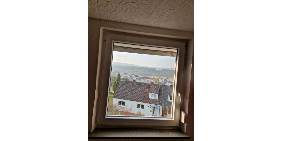 Dachgeschoßwohnung Melsungen - 4 Zimmer, 100 m&sup2;, 670&euro; | Angebot:26221070