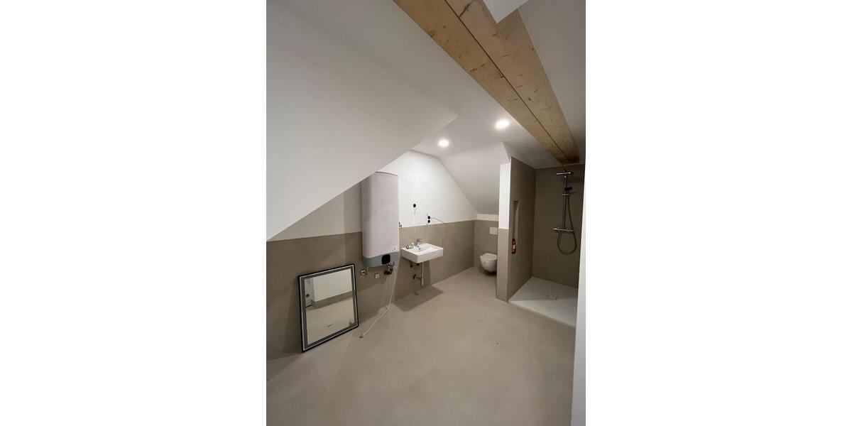 Kernsanierte 3-Zimmer-1. OG-Wohnung in Ahnatal-Weimar - KFW70 3 zimmer