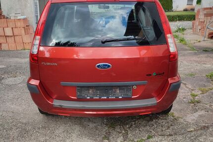 Ford Fusion 157.300 km 2.500 € Malsfeld 34323