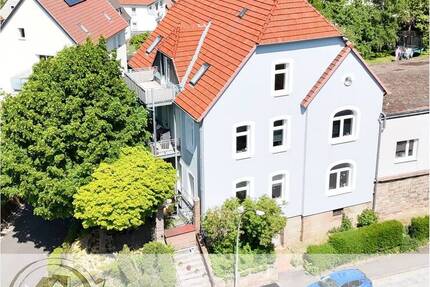 Tolle renovierte 5 Zimmer Dachgeschosswohnung inkl. Einbauküche, historisches saniertes Gebäude, 4 Parteien 5 zimmer