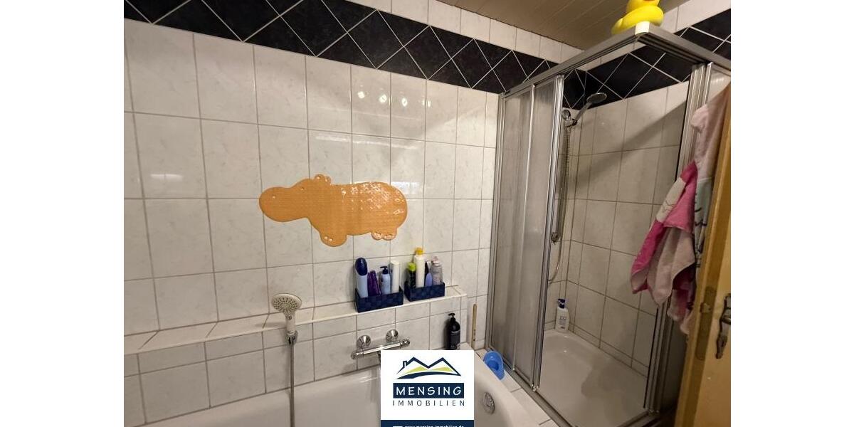 Reihenhaus Reinhardshagen - 5 Zimmer, 130 m&sup2;, 1.050&euro; | Angebot:26028573