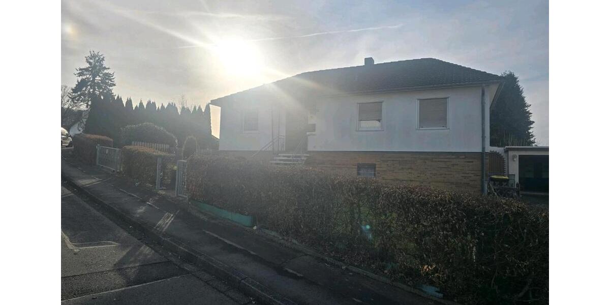 Einfamilienhaus Felsberg - 7 Zimmer, 123 m&sup2;, 250.000&euro; | Angebot:26698486