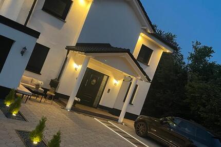 Haus Staufenberg - 5 Zimmer, 200 m&sup2;, 900.000&euro; | Angebot:27115098