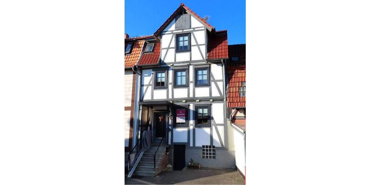 Mehrfamilienhaus, Wohnhaus Nieste - 6 Zimmer, 140 m&sup2;, 115.000&euro; | Angebot:25834715