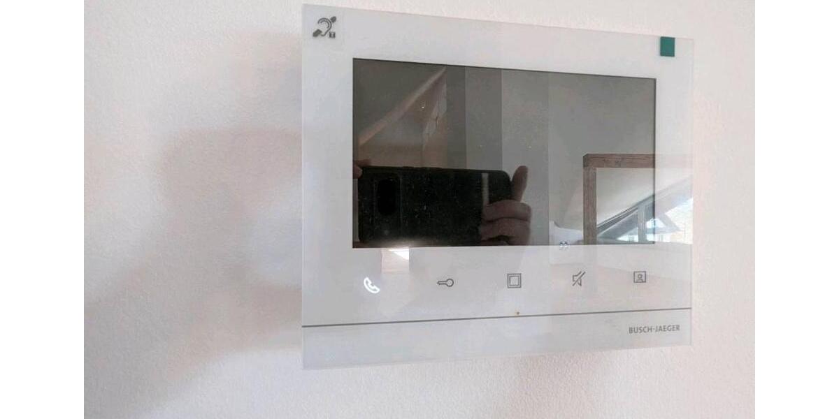 Dachgeschoßwohnung Bad Emstal - 4 Zimmer, 130 m&sup2;, 1.550&euro; | Angebot:26283672