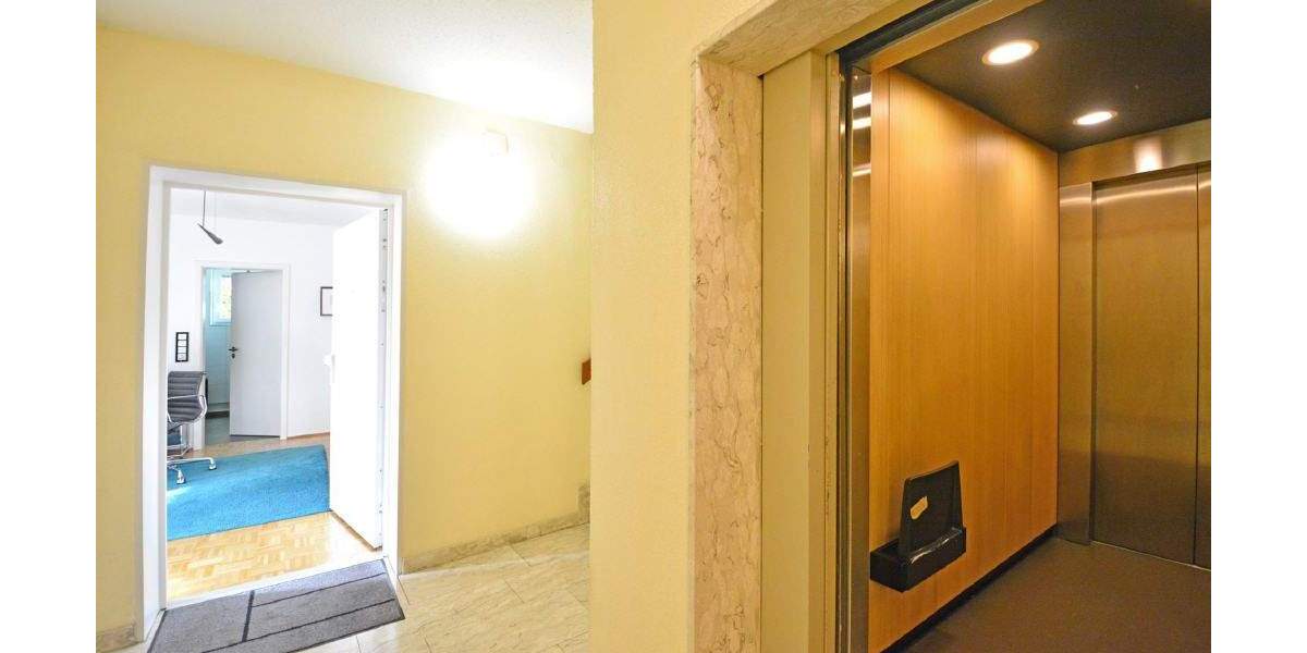 Sonnige 4-ZKB Maisonette mit Balkon, Terrasse und 2 Stellplätzen, Top-Lage am Weinberg 4 zimmer