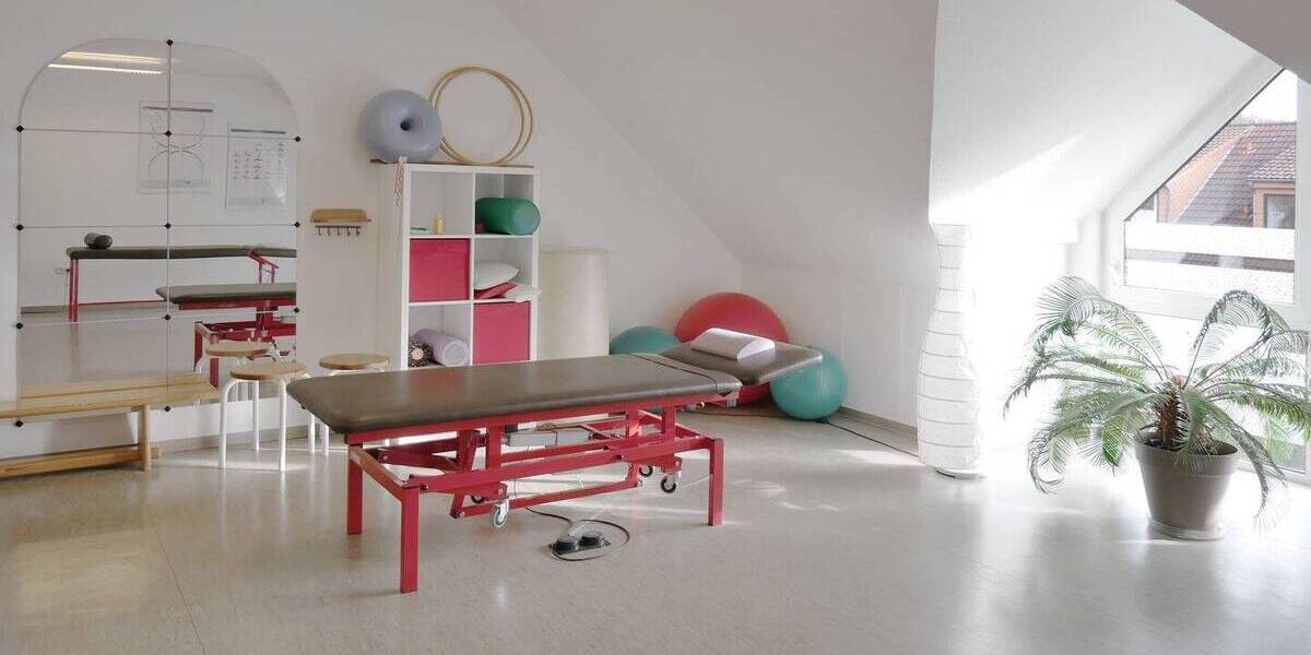 Gewerbeobjekt Kaufungen Niederkaufungen - 3 Zimmer, 111 m&sup2;, 225.000&euro; | Angebot:25672625