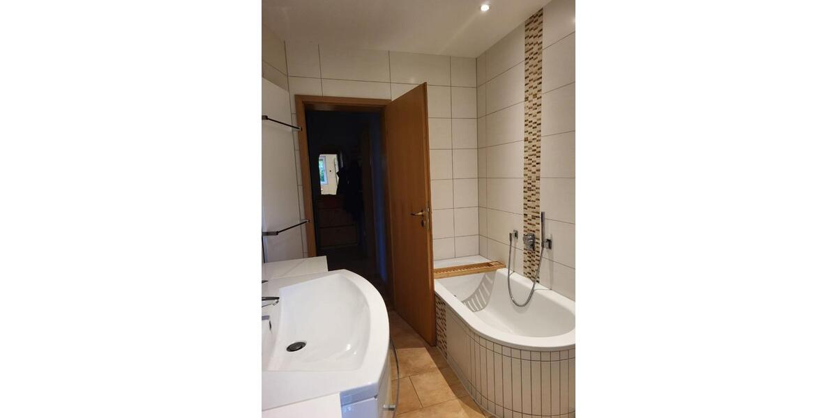 Erdgeschoßwohnung Kassel Niederzwehren - 3 Zimmer, 88 m&sup2;, 300.000&euro; | Angebot:24149377