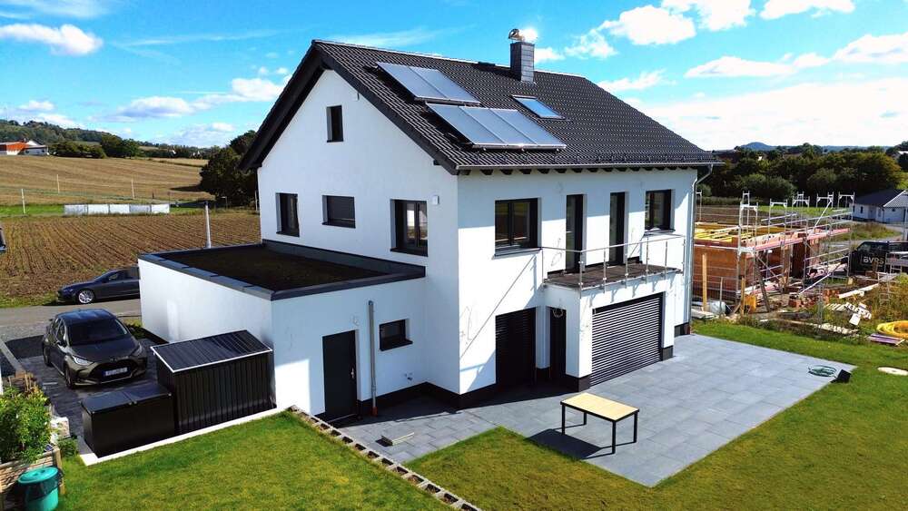 Haus zum Kaufen in Gudensberg 598.000 € 225.48 m² 7 zimmer