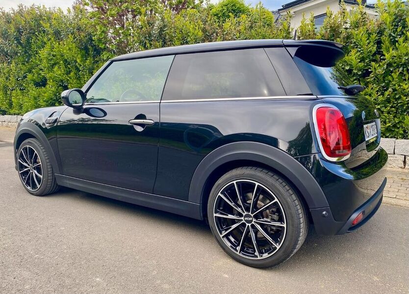 Cooper SE