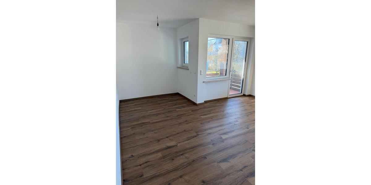 Etagenwohnung Vellmar - 3 Zimmer, 83 m&sup2;, 1.150&euro; | Angebot:25360890