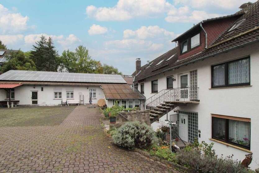 Haus zum Kaufen in Großalmerode 629.000 € 529.52 m²