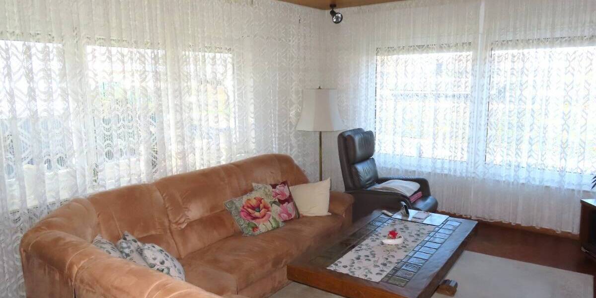 Mehrfamilienhaus, Wohnhaus Kassel Bettenhausen - 8 Zimmer, 175 m&sup2;, 259.000&euro; | Angebot:26154568