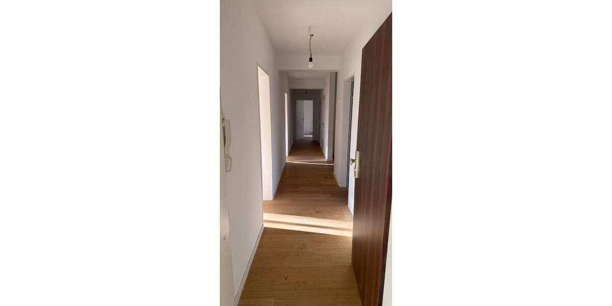 Etagenwohnung Kassel Harleshausen - 4 Zimmer, 113 m&sup2;, 1.250&euro; | Angebot:26483762