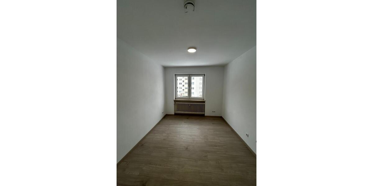 Etagenwohnung Baunatal - 4 Zimmer, 92 m&sup2;, 1.020&euro; | Angebot:25229056
