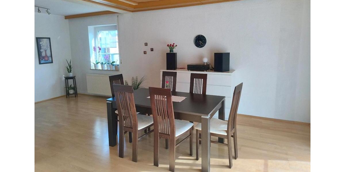 Einfamilienhaus Lohfelden - 4 Zimmer, 111 m&sup2;, 299.000&euro; | Angebot:27002299