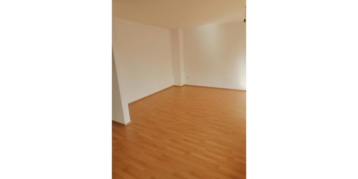 Etagenwohnung Kassel Vorderer Westen - 2 Zimmer, 65 m&sup2;, 900&euro; | Angebot:27621783