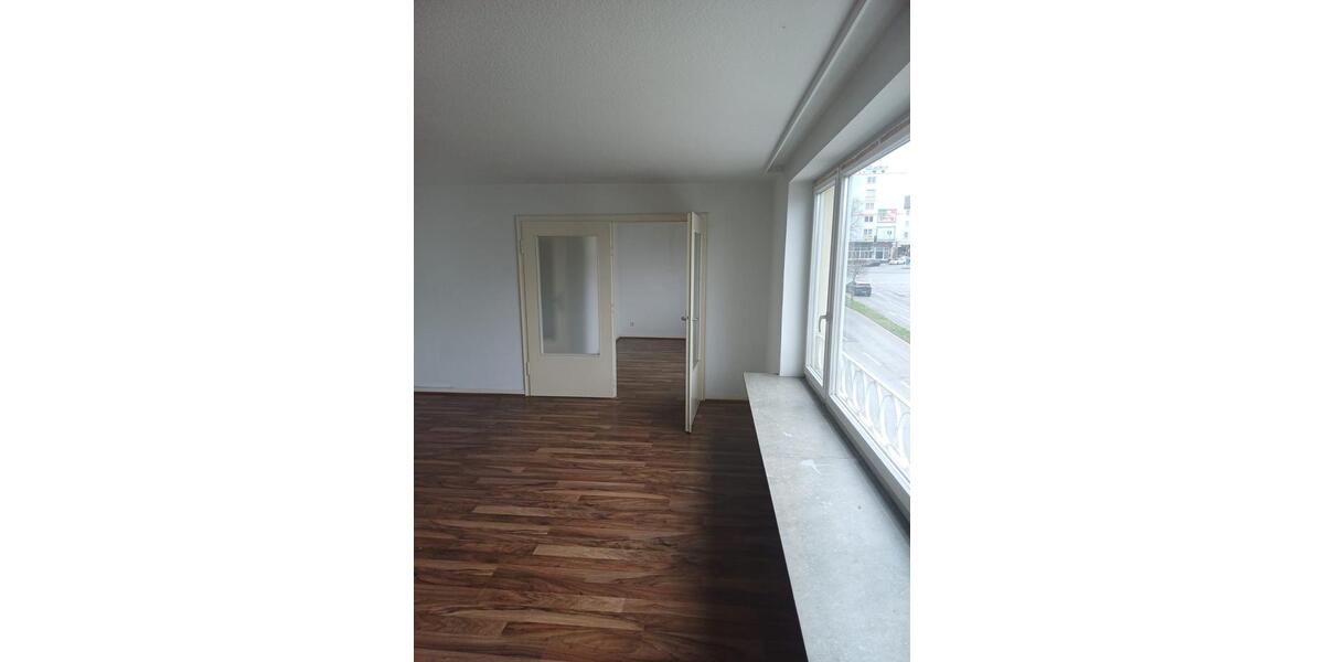 Etagenwohnung Kassel Philippinenhof-Warteberg - 3 Zimmer, 81 m&sup2;, 900&euro; | Angebot:26019504