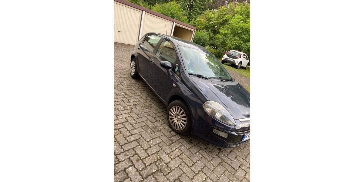 Fiat Punto Evo 134.582 km 2.800 € Kassel 34117