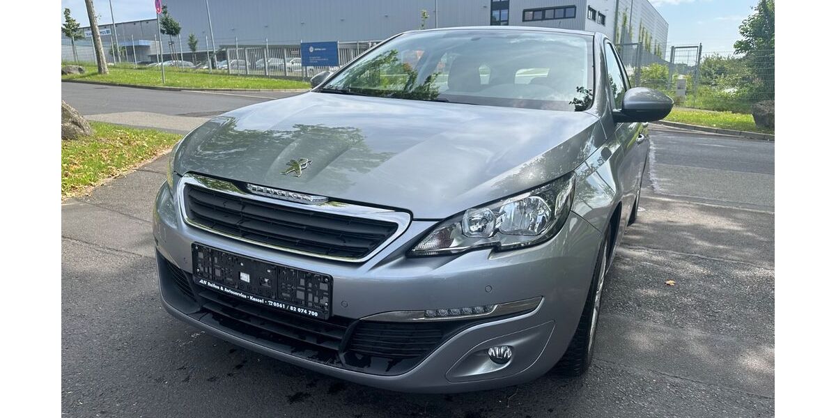 Peugeot 308 89.000 km 8.999 &euro; Kassel 34123