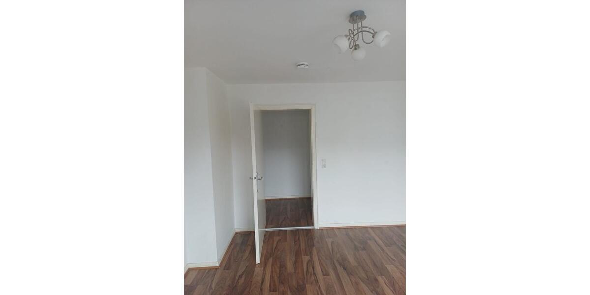 Etagenwohnung Kassel Philippinenhof-Warteberg - 3 Zimmer, 81 m&sup2;, 900&euro; | Angebot:26019504