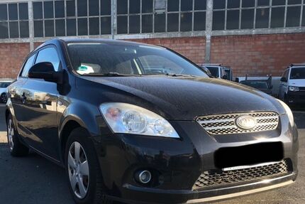 Kia pro ceed / ProCeed 170.000 km 2.350 &euro; Kassel 34127