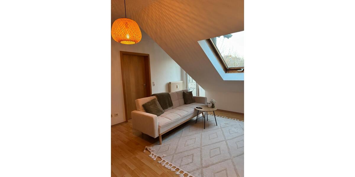 Dachgeschoßwohnung Kassel Fasanenhof - 2 Zimmer, 40 m&sup2;, 650&euro; | Angebot:25271211