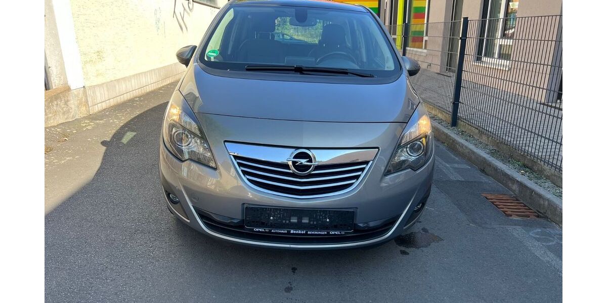 Opel Meriva 144.000 km 4.400 &euro; kassel 34127