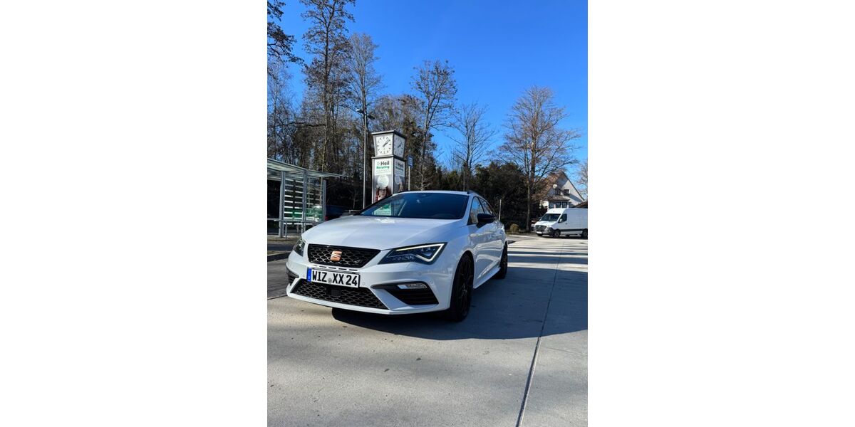 Seat Leon 101.500 km 20.290 &euro; Witzenhausen 37217