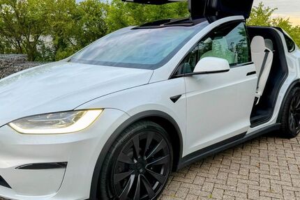 Tesla Model X 29.500 km 76.900 &euro; Lohfelden 34253