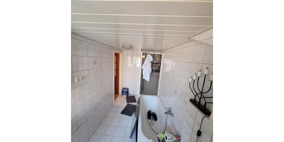 Etagenwohnung Lohfelden - 2 Zimmer, 66 m&sup2;, 650&euro; | Angebot:26267008